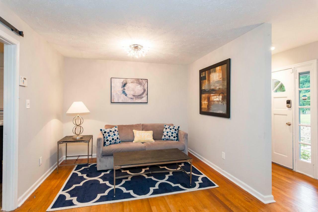 אוסטל Luxury Home W/Gameroom Kingsizebed Near Six Flags מראה חיצוני תמונה