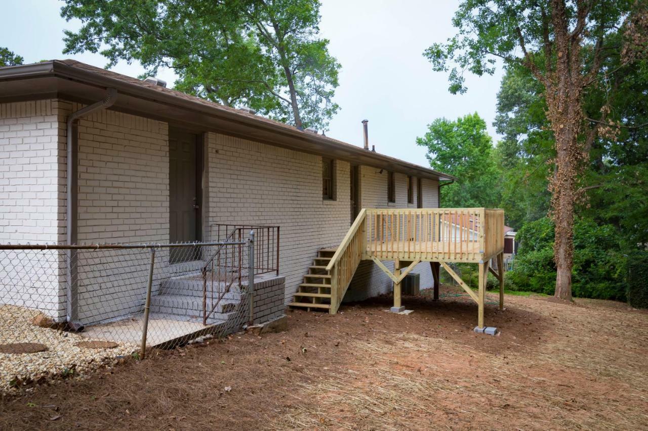אוסטל Luxury Home W/Gameroom Kingsizebed Near Six Flags מראה חיצוני תמונה